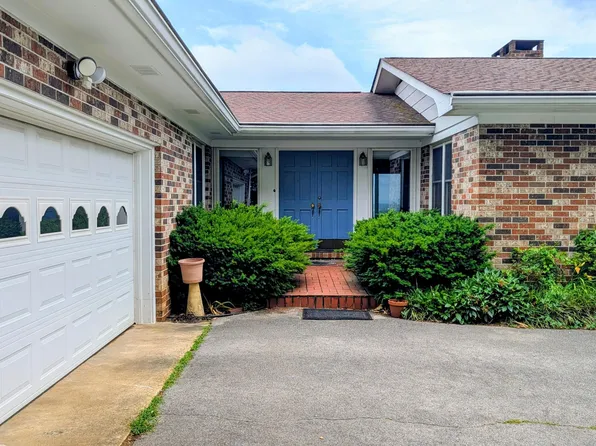 1233 Clearview Dr, Ringgold, GA 30736