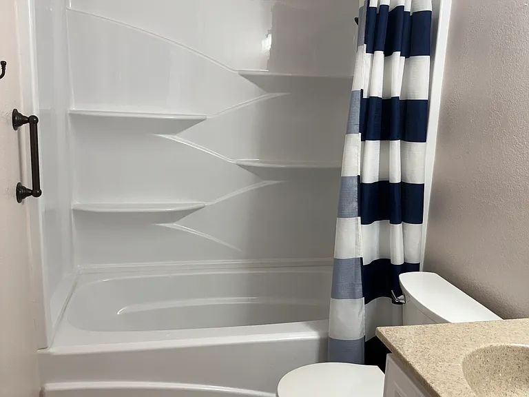 upstairs guest bathroom