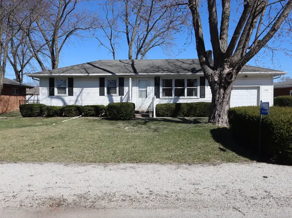 1526 Manhattan Dr, Streator, IL 61364