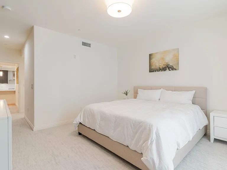 352 Caruso Ave — Photo 19