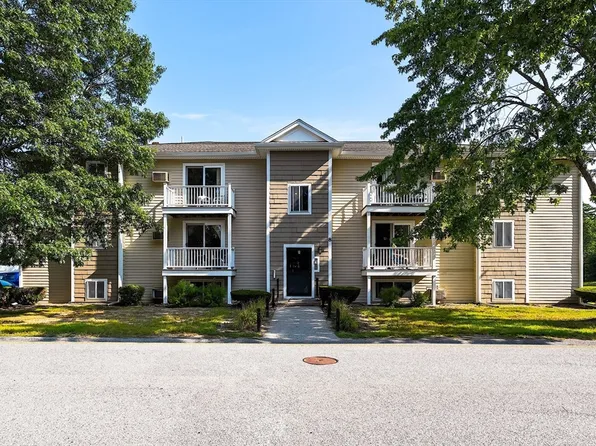451 School St #8-1, Marshfield, MA 02050