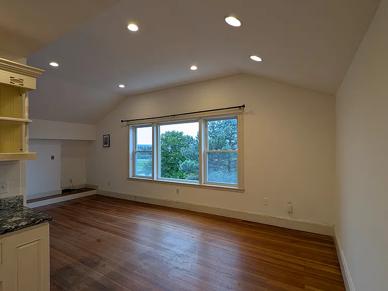 1900 Washington St #3 — Photo 17