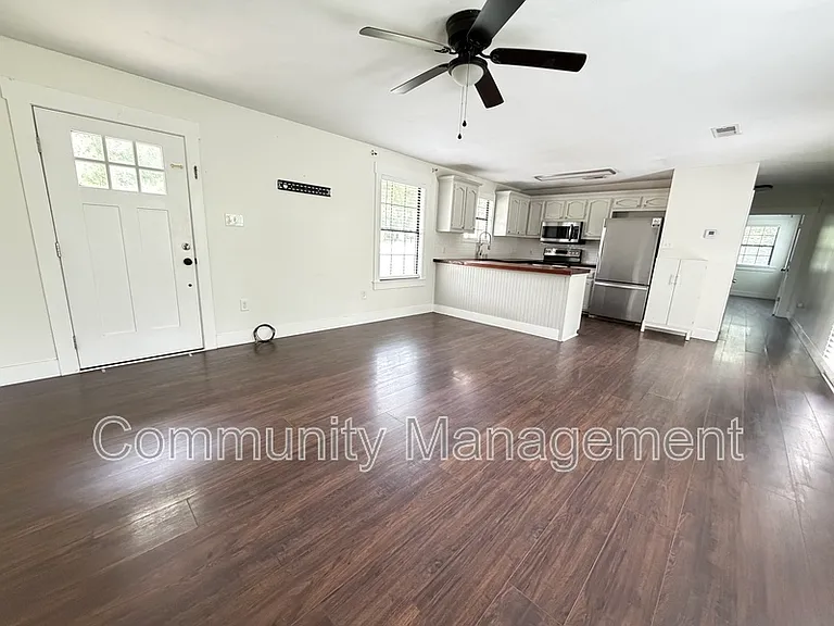 11362 Cloverleaf Dr — Photo 4