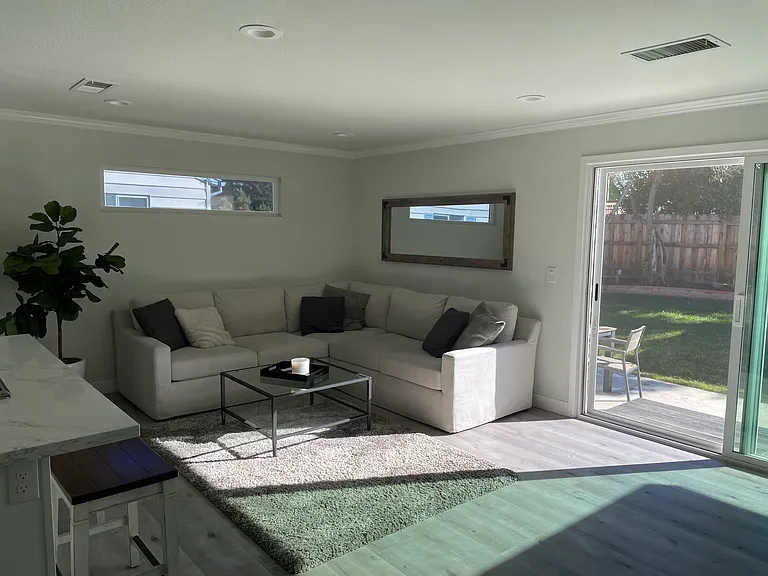 1818 Mercury Way — Photo 5