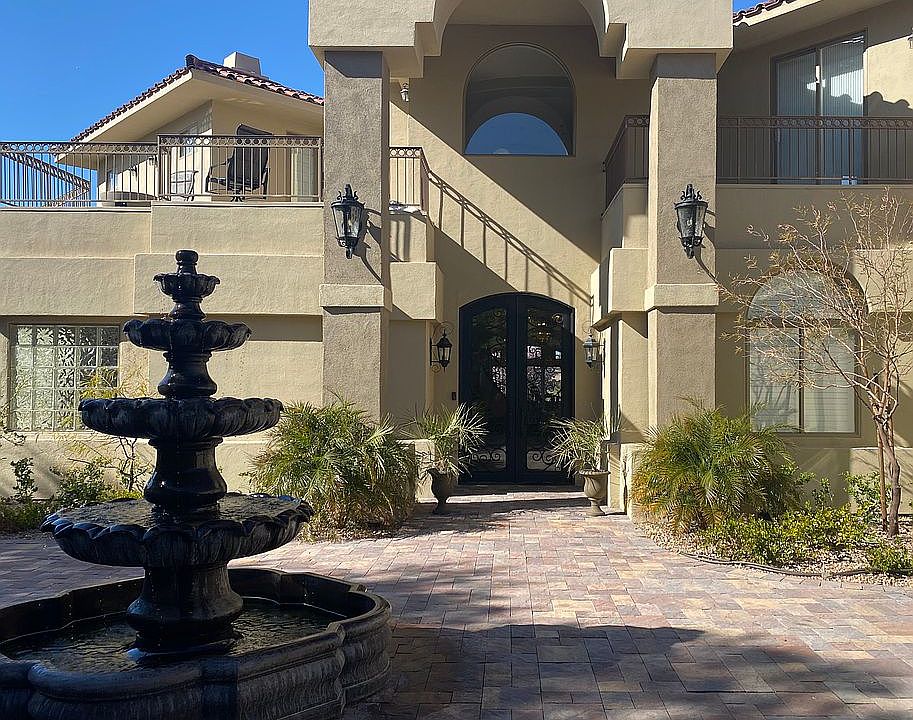 2nd image of 17 Grand Corniche Dr