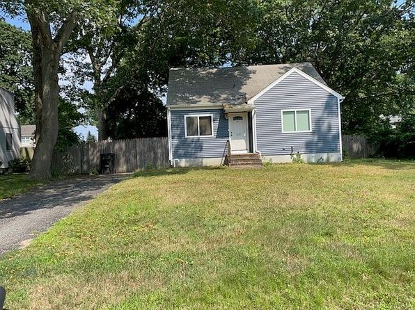 1137 Namdac Ave