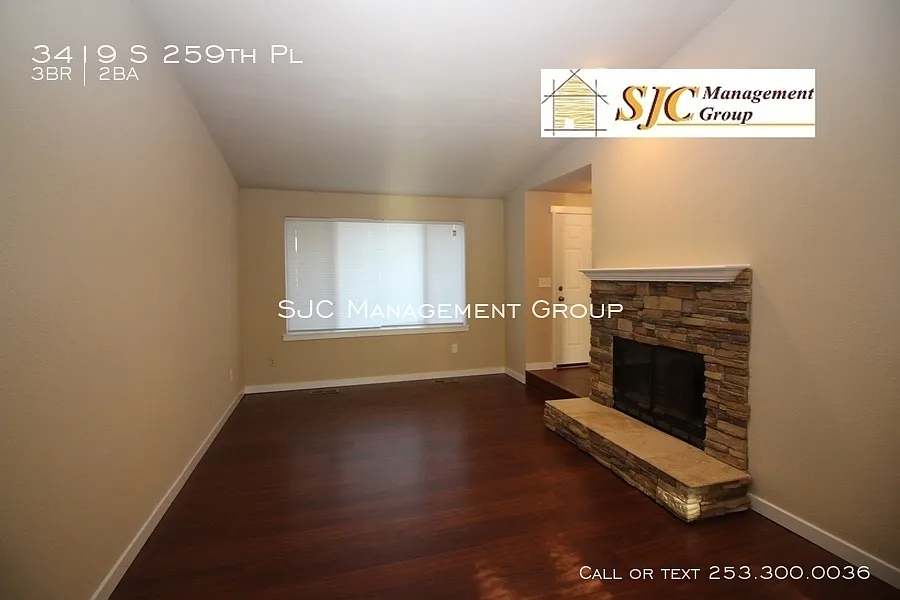One story home for rent in Kent. — Photo 3