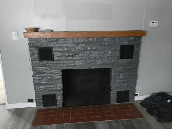 1019 N Center St, Corry, PA 16407