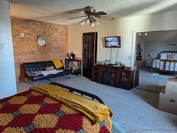 4th image of 316 W Main Street