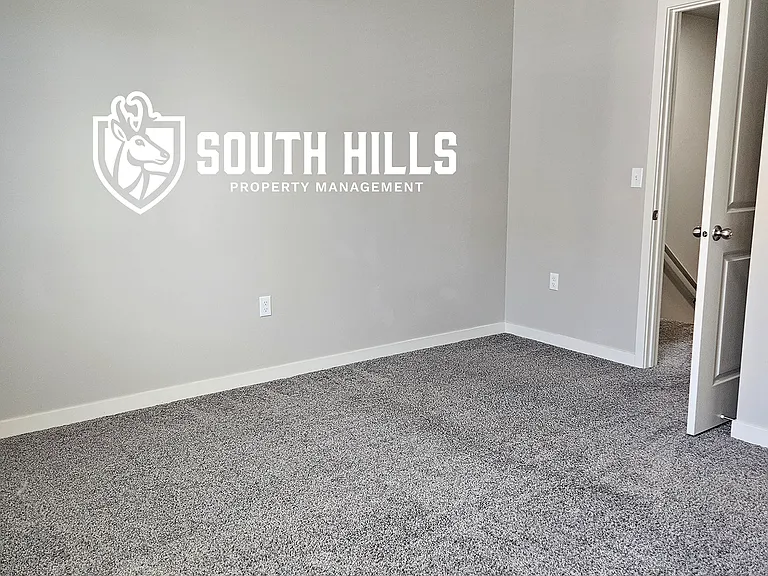 Summit Springs Townhomes — Photo 52