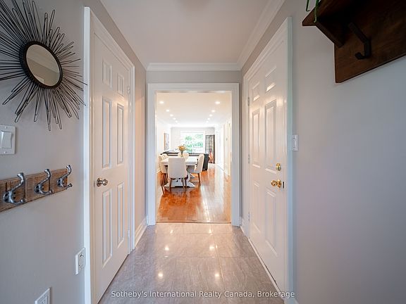 4th image of 339 Ravineview Way