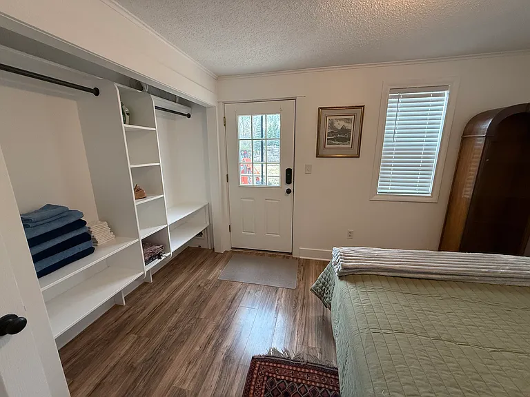2833 N Overland Trl #2 — Photo 10