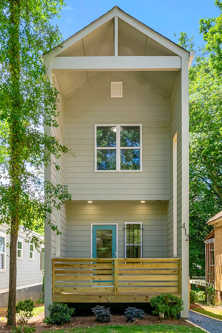 412 Andrew J Hairston Pl photo 1