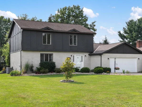 1242 Springbrook Dr, Mansfield, OH 44906