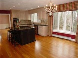 10 Westminster Roadway, Andover, MA 01810