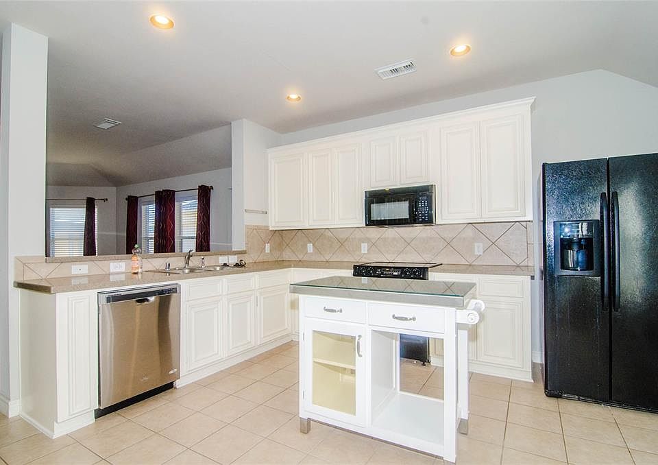 1st image of 21315 Grand Hollow Ln