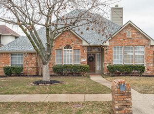 1909 Arbor Creek Dr, Carrollton, TX 75010