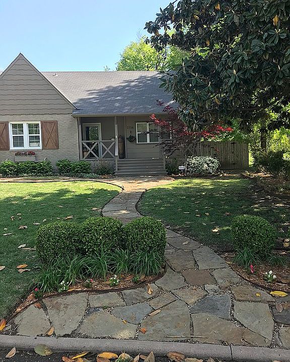1st image of 2714 E 16th Pl