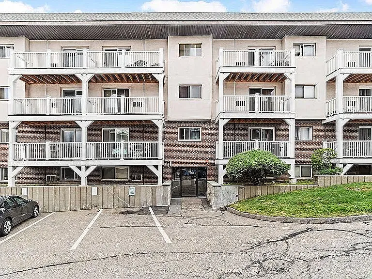 205 Independence Ave #228 — Photo 9