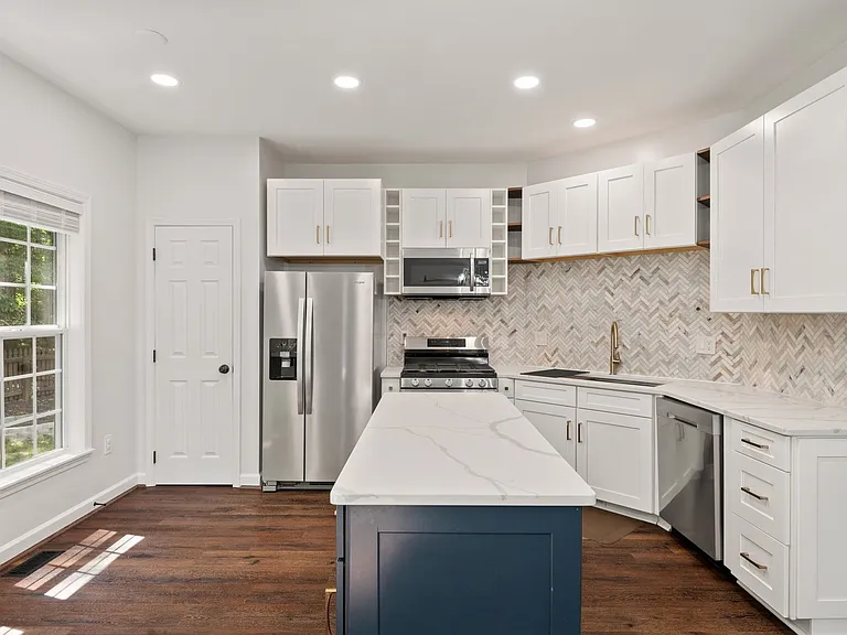 8626 Carileph Ct — Photo 9