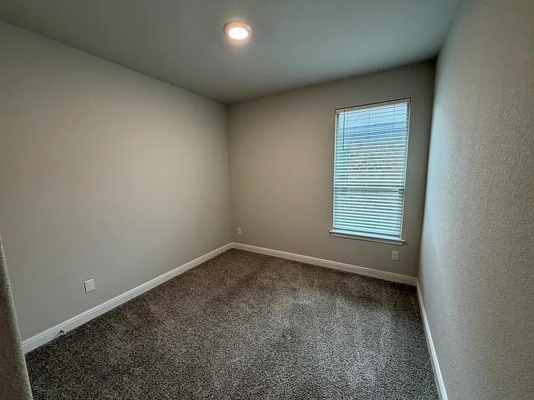 2340 Goodnight Ranch Dr — Photo 21