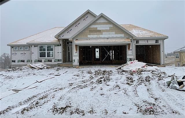 1st image of 4913 NE 93rd St