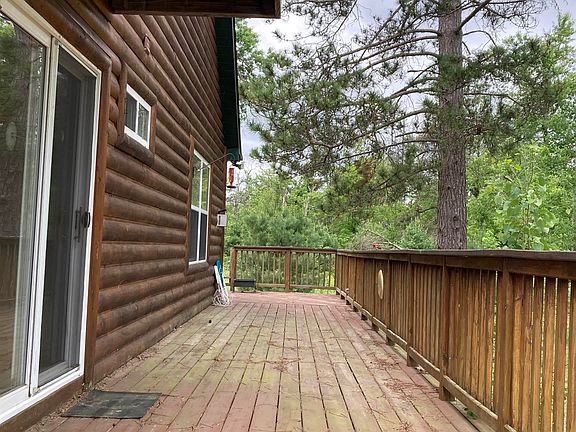 4th image of 1875 Richardson Rd