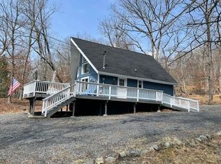 298 Manchester Dr, Bushkill, PA 18324