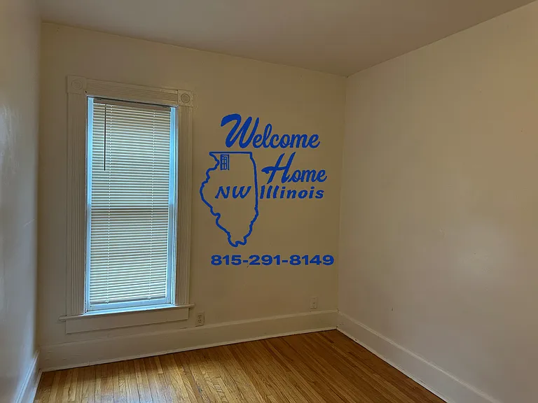 512 Chicago Ave — Photo 26