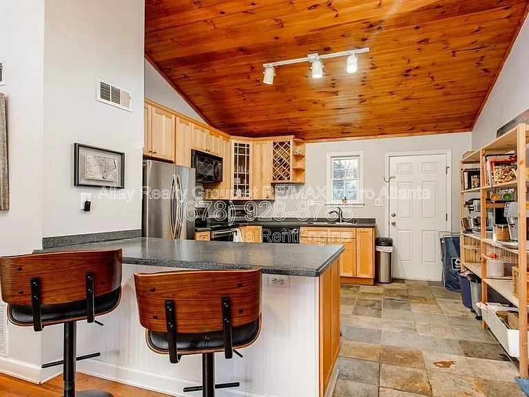 217 Adair St #6 — Photo 6