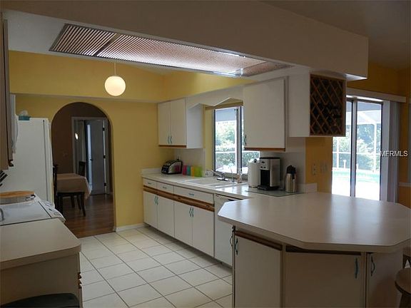 5th image of 1029 Clearview Dr