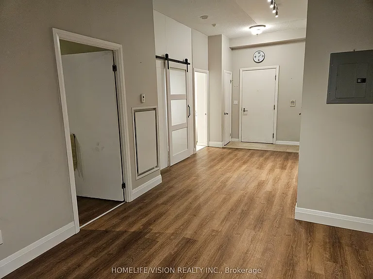 111 Elizabeth St #108 — Photo 8