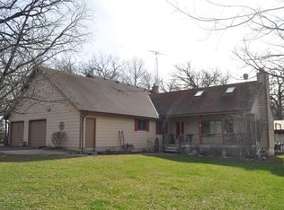 N4353 Oaklawn Rd, Iron Ridge, WI 53035