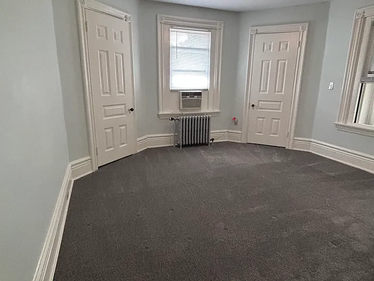 1200 W 10th St #3 — Photo 10