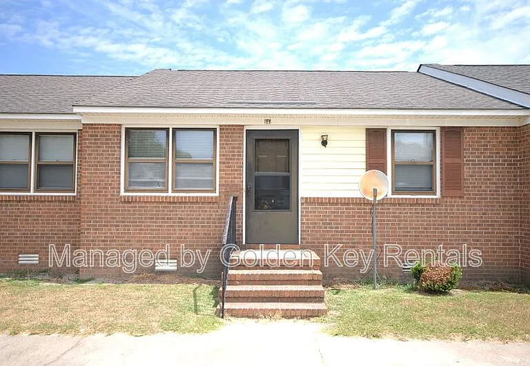 141 Gurley Ave — Photo 1
