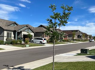 824 Widgeon Dr, Longmont, CO 80503