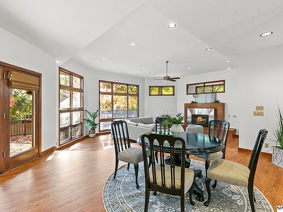 4th image of 10815 Shirley St