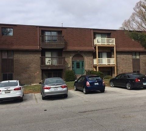 3rd image of 1211 48th Ave APT 28