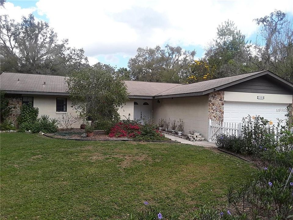 1st image of 2101 Live Oak Dr