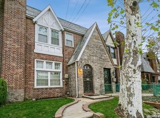11562 205th St, Saint Albans, NY 11412