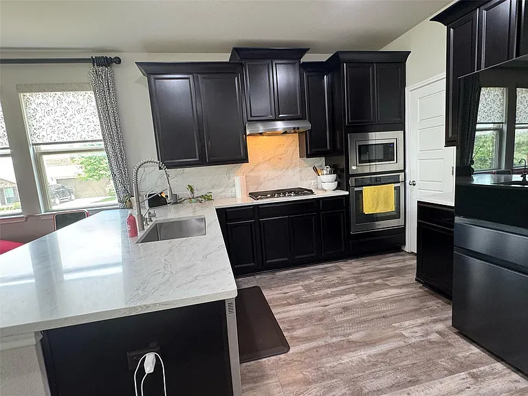 1529 Carlene Pruett St — Photo 5