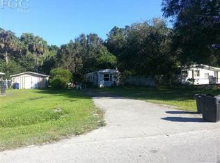 4947 Steward Dr, Fort Myers, FL 33905
