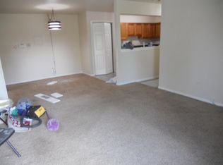161 W Elk Trl APT 161, Carol Stream, IL