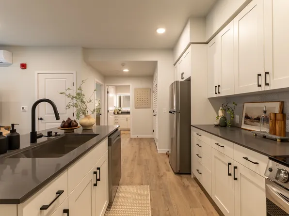 Ravine Ridge Apartments