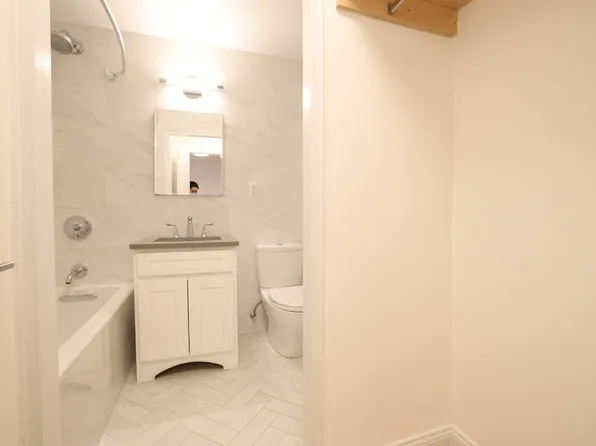 160 East 88th Street image 7 of 12