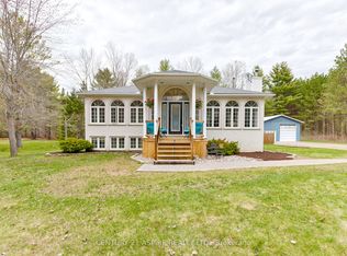 134 Barron Canyon Rd, Petawawa, ON K8A 6W7
