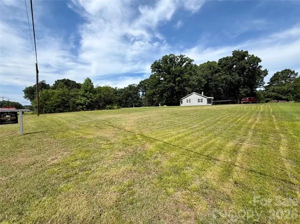 4934 E State Highway 10, Catawba, NC 28609