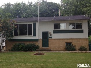 1901 N Albany St, Springfield, IL 62702