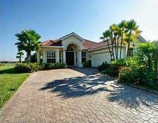 1st image of 425 Montelluna Dr