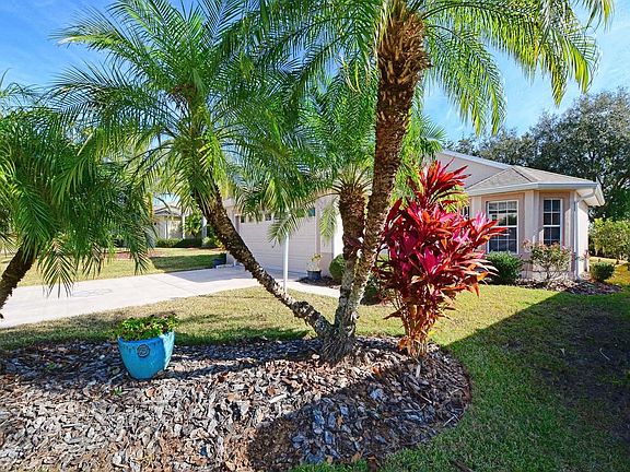 3rd image of 5739 Bounty Cir